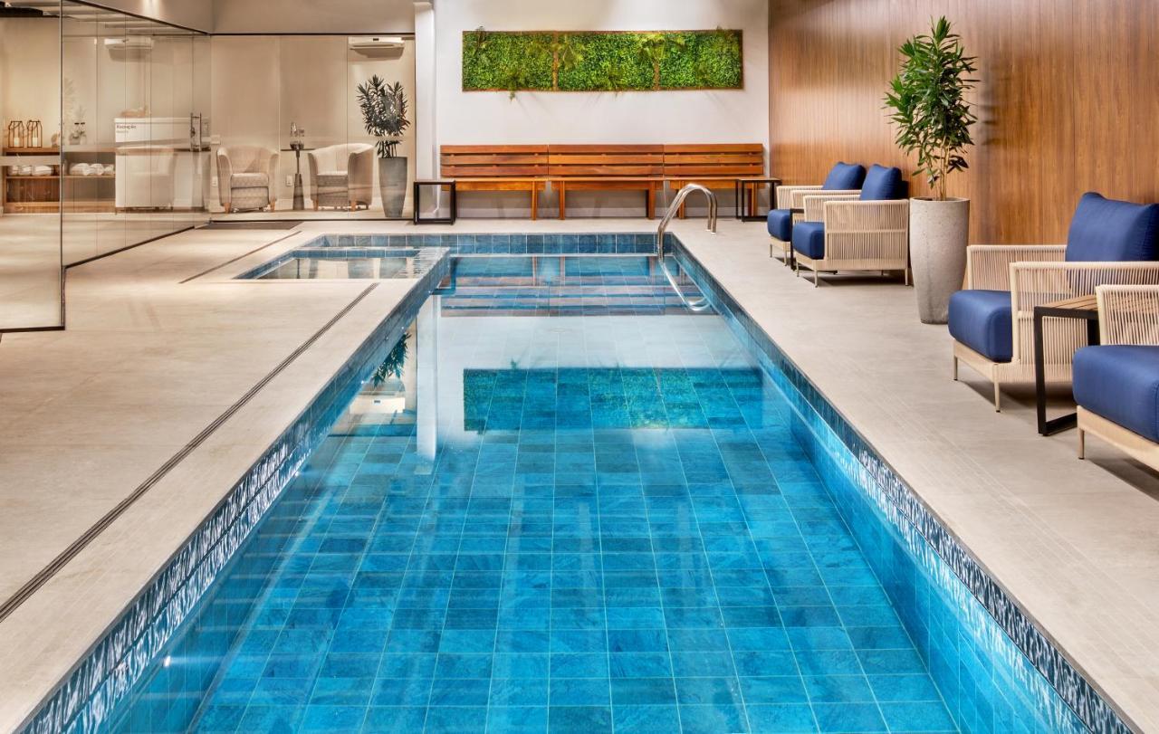 Melia Paulista Hotell São Paulo Exteriör bild Indoor pool at the Four Seasons Hotel, Hong Kong